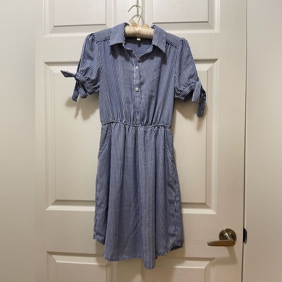 Monteau Dresses & Skirts - Monteau Womens Dress Size S Stripes Blue White Waist Band Pockets